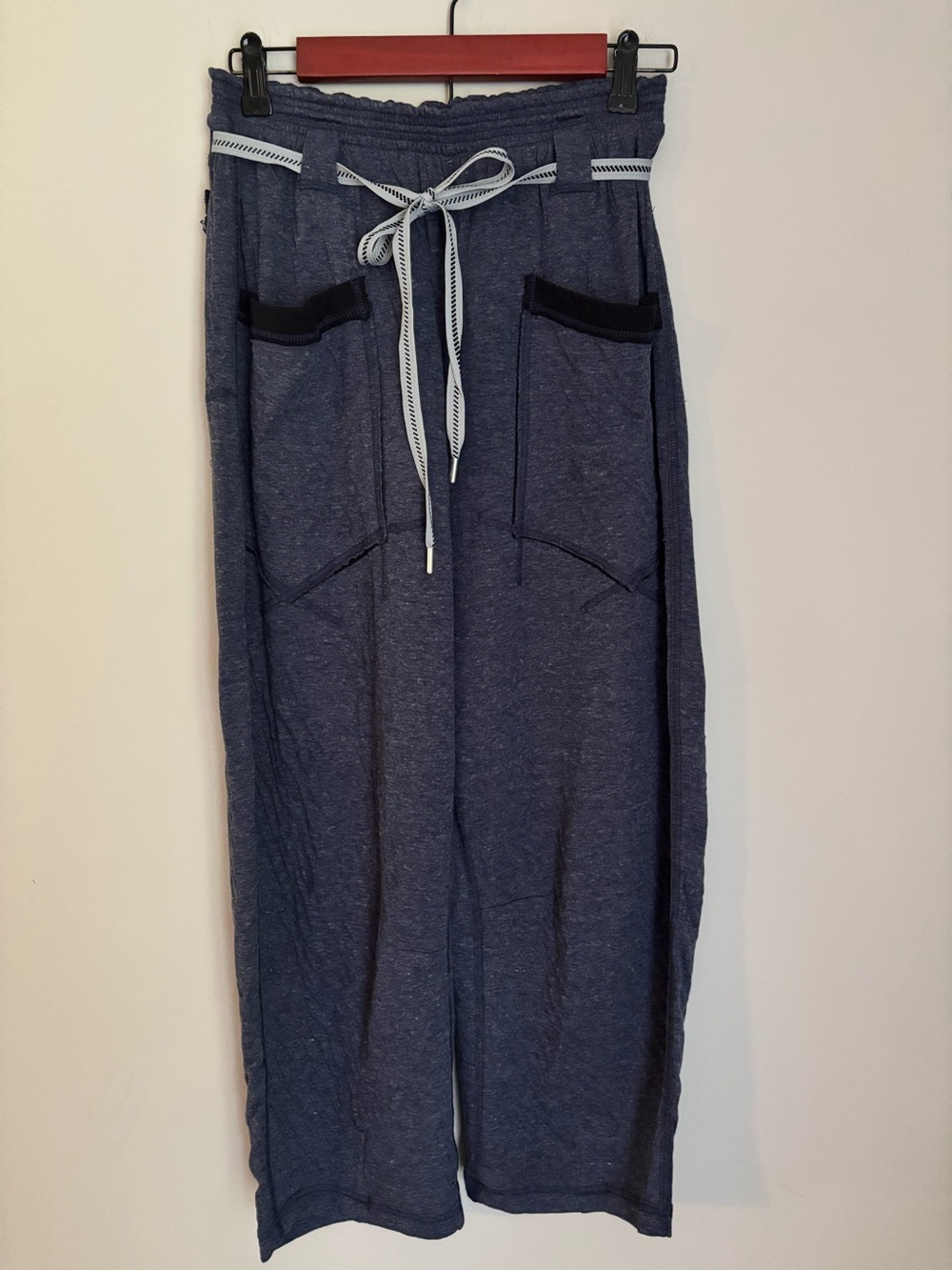 Free People Wait A Minute Barrel Pants NWT - Picture 4 of 6